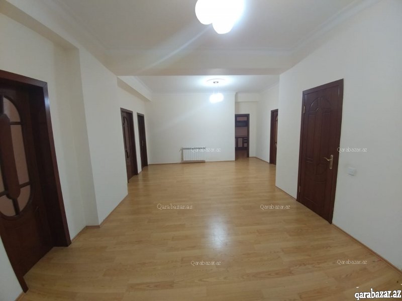 Yasamal  rayonu,20 Yanvar metrosunun tam yaninda BOŞ-Əşyasız